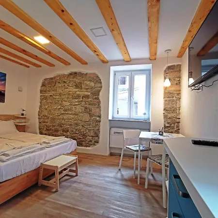 Ribiska Hisa - Old Piran Fisherman'S House Exterior photo