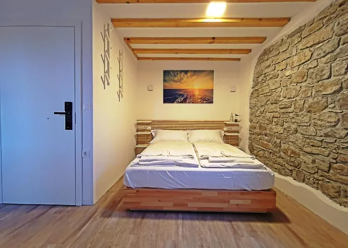 Ribiska Hisa - Old Piran Fisherman\'S House