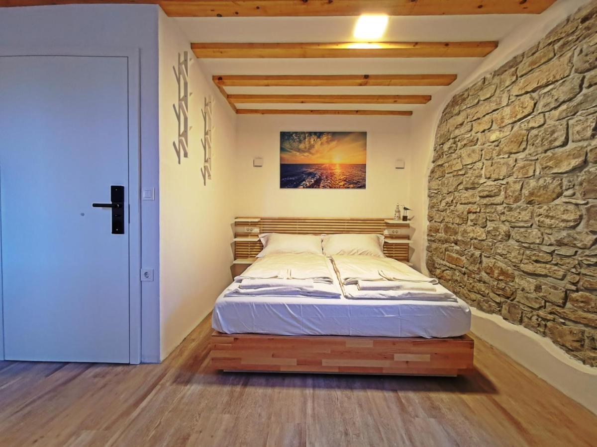 Ribiska Hisa - Old Fisherman's House * Piran